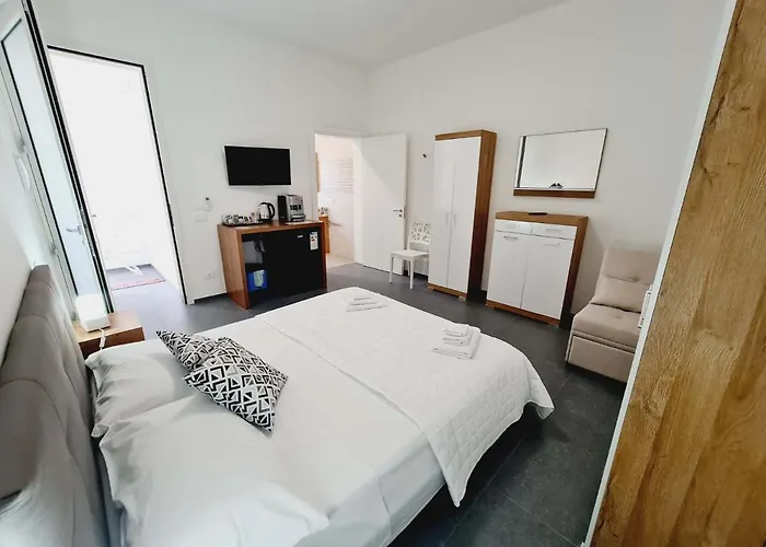 Medusa Room Apartment
